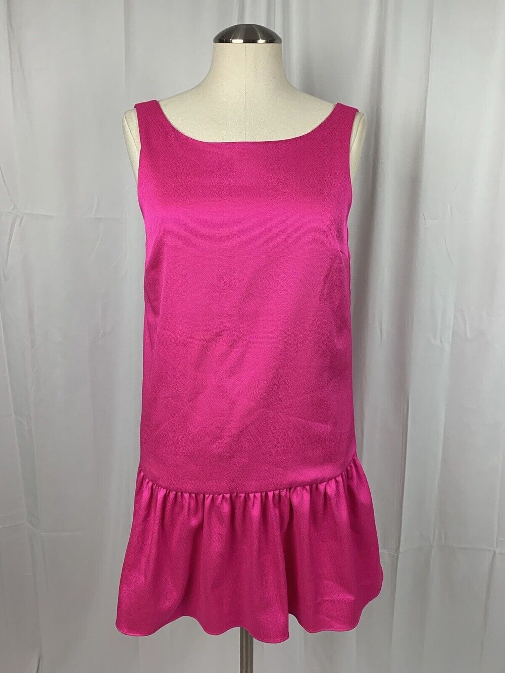 BCBG Max Azria Hot Pink Low Back Ruffle Hem Dress Barbie Coquette Feminine
